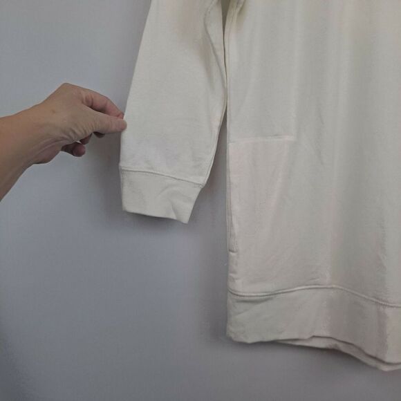 Gap Ladies hooded pullover  NWOT - Picture 3 of 11